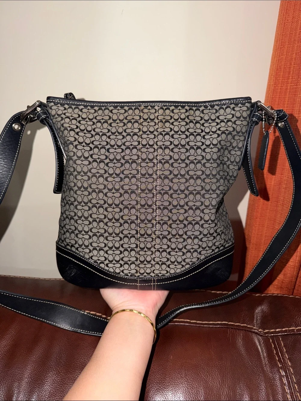 ‼️Vintage Coach Signature Leather Crossbody Bag
